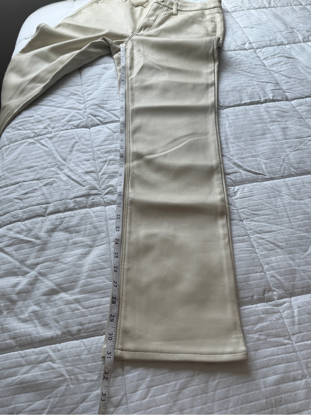 Good American cream faux leather straight leg pants size 8 - Picture 5 of 8